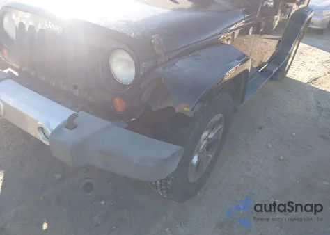 2013 Jeep Wrangler Unlimited Sahara из США, поврежденный, VIN 1C4BJWEG8DL531465